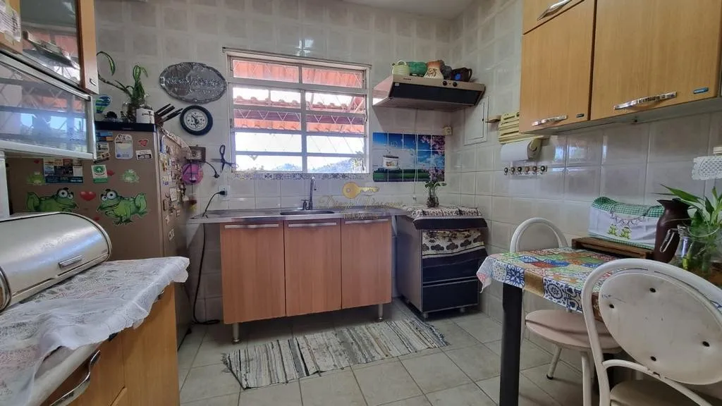 Imagem Casa em Condomínio para Venda em Teresópolis / RJ no bairro Cascata Guarani