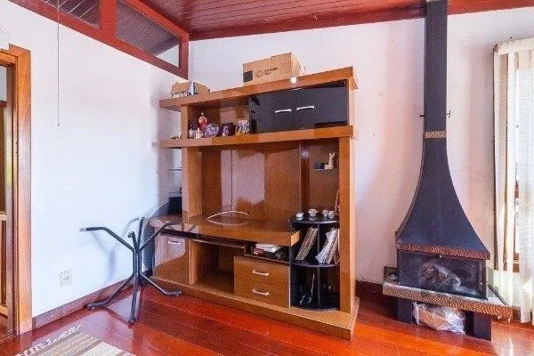 Imagem Cobertura para Venda - 100.94m², 3 dormitórios, sendo 1 suites, 2 vagas - Petrópolis