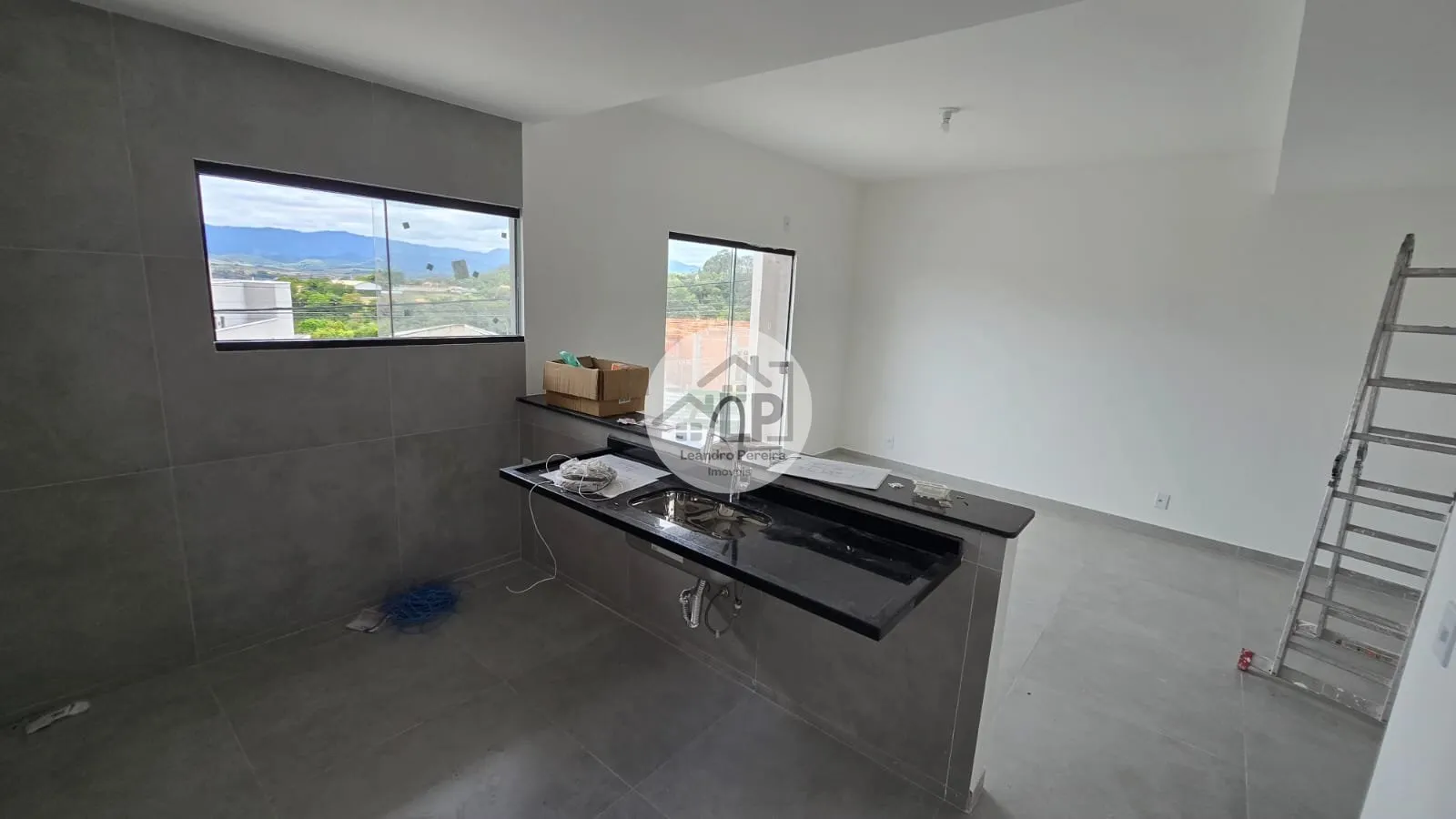 Imagem Casa 180m² - 3 Qts (2 Suítes c/ Closet) - Ipiranga II (Melhor Bairro de Resende)