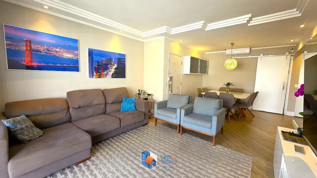 Imagem Cobertura para venda em Vila Hamburguesa com 4 quartos, sendo 2 suítes, 227m²