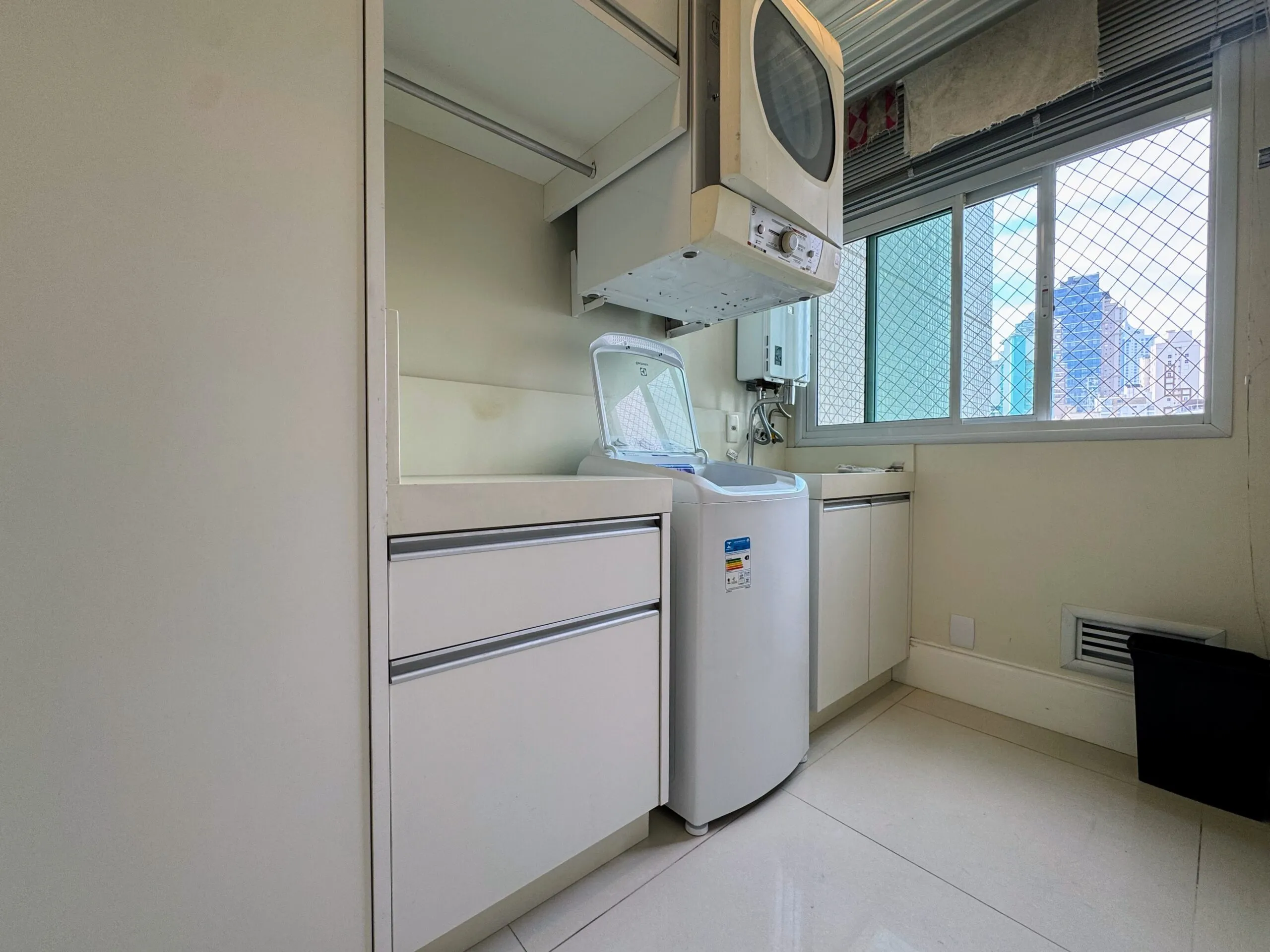 Imagem Apartamento à venda com 128m2 por R$ 3.300.000,00