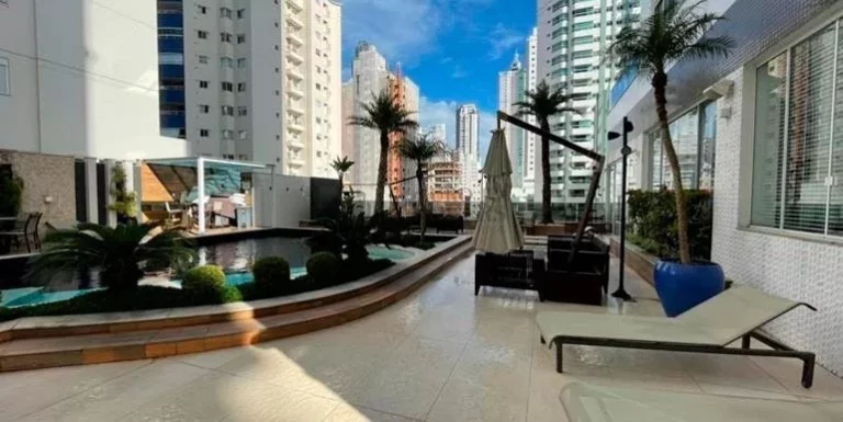 Imagem Apartamento com 3 suítes à venda no Pioneiros em Balneário Camboriú/SC
