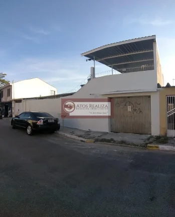 Imagem Oportunidade única de investimento no parque América. Vendo casa com Área total 243m² no parque América, Casa com 3 Dormitorios sendo 1 Suíte, vaga de garagem, 2 Kitnets com, quarto, sala, cozinha, banheiros cada, 2 salões comercial, uma grande oportunida