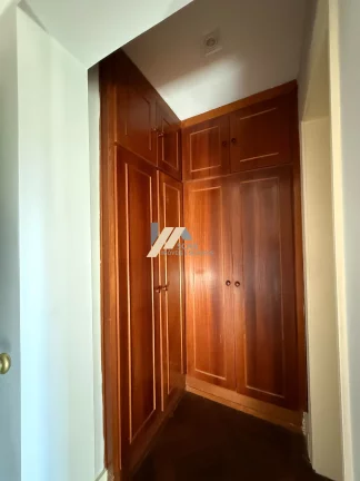 Imagem Apartamento à venda no Cambuí: 4 quartos, 2 suítes, 5 banheiros, 217m² - Venda ou Locação em Campinas-SP