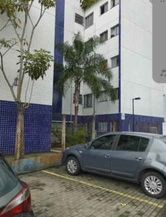 Imagem Apartamento reformado com vaga de garagem em São Vicente no Conjunto Residencial Tancredo Neves!