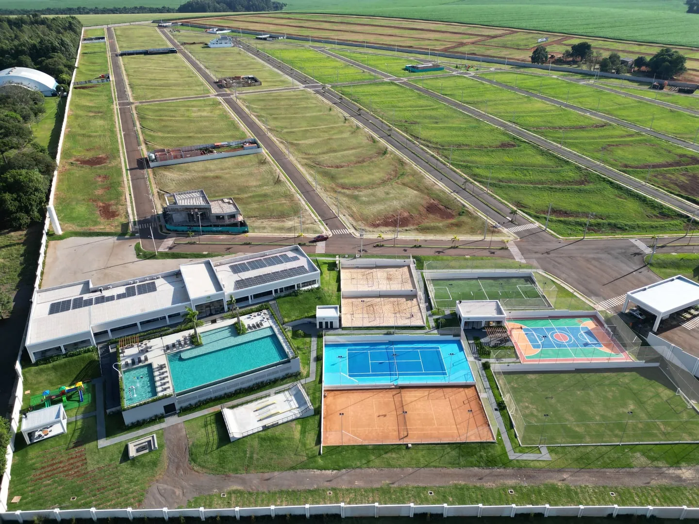 Imagem Terreno à Venda com 300m2 no Vitality Home e Resort em Cascavel
