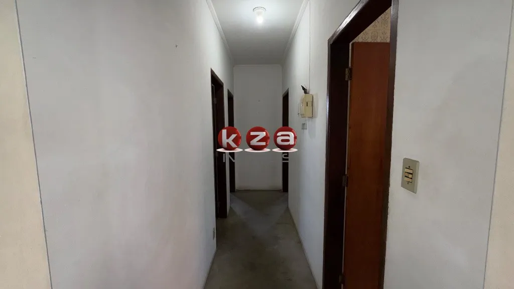 Imagem Imperdível casa à venda em Valinhos-SP, Jardim Paulista: 3 quartos, 1 suíte, 1 sala, 2 banheiros, 2 vagas, 200m².