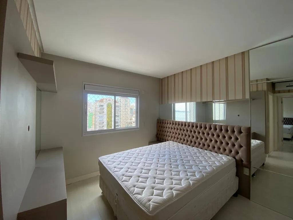 Imagem Apartamento com vista para o mar à venda com 190m2 por R$ 3.690.000,00