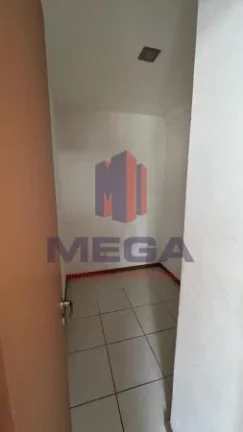 Imagem Excelente apartamento na segunda quadra do mar de Itapuã, 3 Quartos sendo 1 suíte c/ varanda, 2 vaga