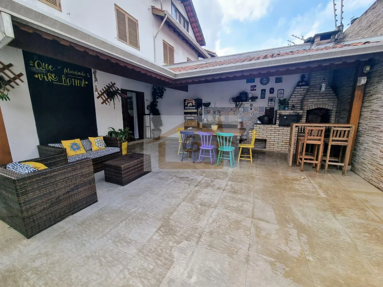 Imagem Casa em Condomínio na Granja Viana - Conforto, Praticidade e Excelente Localização