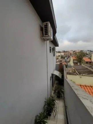 Imagem Casa Assobradada Corredor Lateral 8 vagas 3 Dormitorios Sendo 1 Suíte