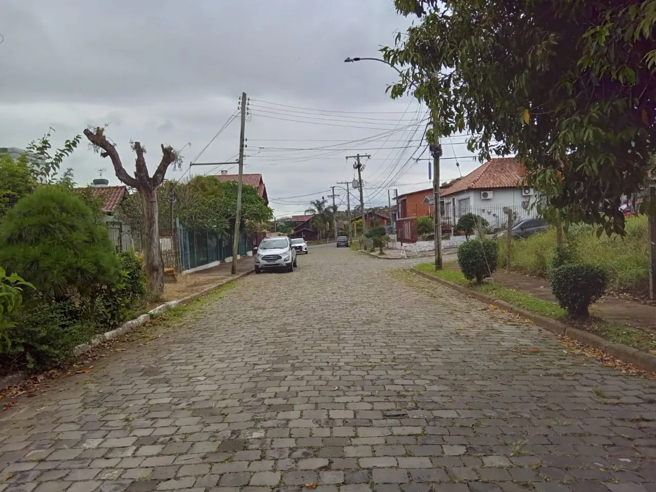 Imagem Casa com 3 dormitórios , 2 vagas de garagem fechada !