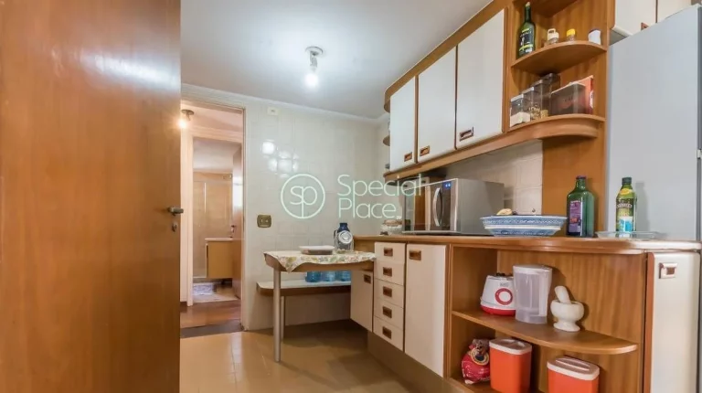 Imagem Amplo apartamento no miolo do Brooklin, 170 m², andar alto, sala para dois ambientes com ar condici...