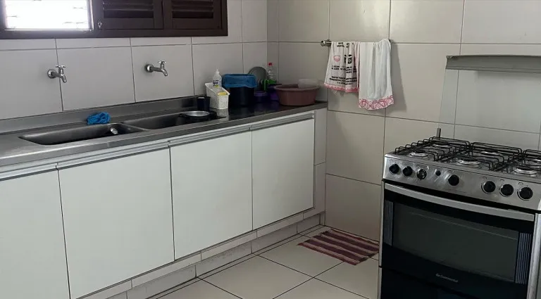 Casa com 4 Quartos à Venda, 322 m² em Expedicionários - João Pessoa