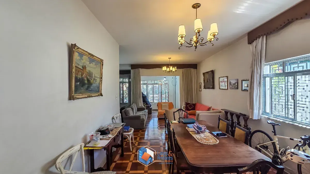 Imagem Casa para venda em Bela Aliança com 6 quartos, sendo 2 suítes, 395m²