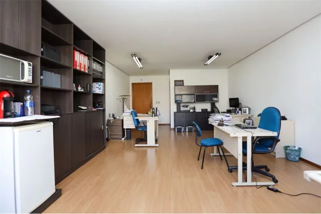 Imagem Sala para venda no bairro Floresta em Porto Alegre