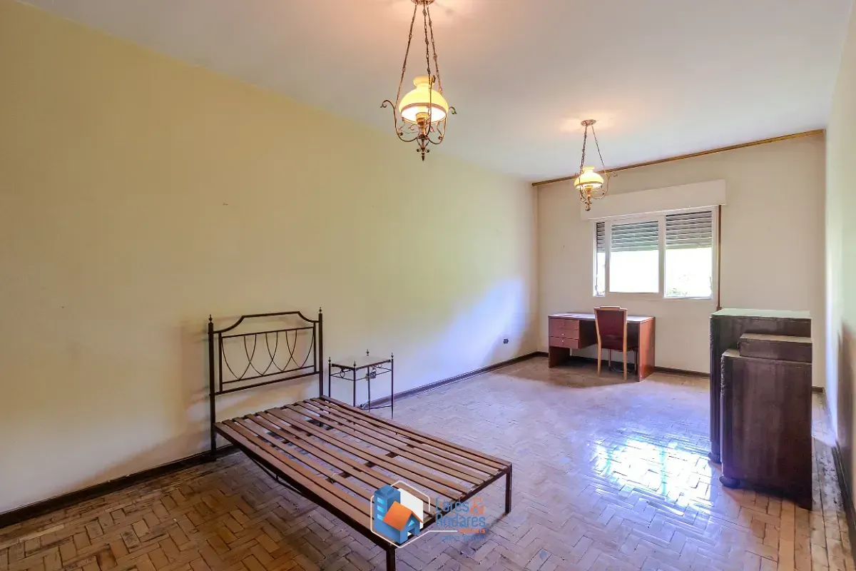 Imagem Casa para venda em Brooklin Paulista com 3 quartos, sendo 1 suíte, 500m²