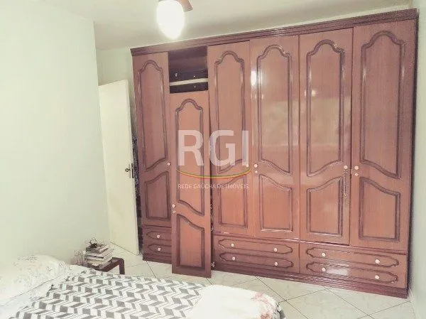 Imagem Apartamento para Venda - 70.6m², 3 dormitórios, 1 vaga - Cavalhada