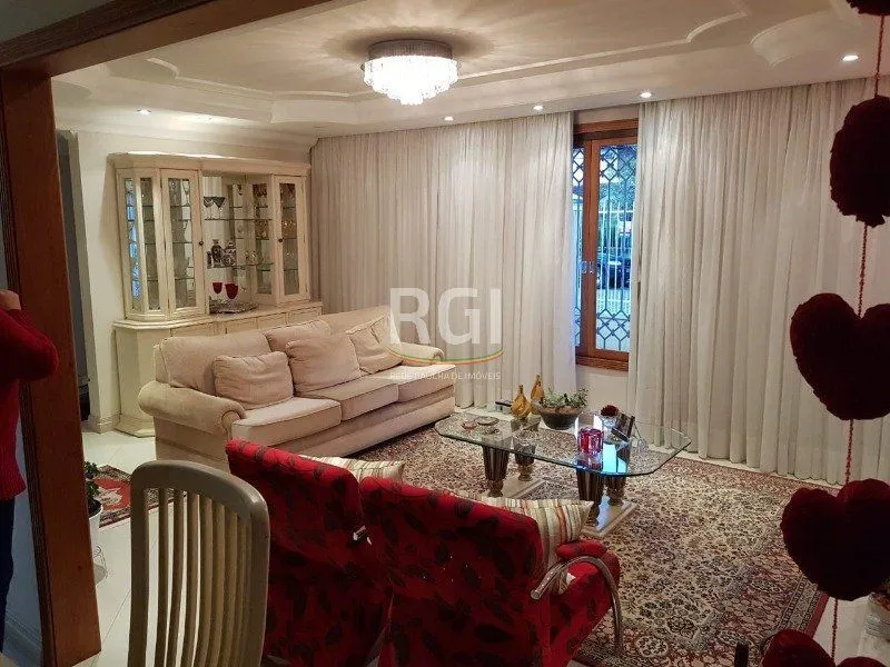 Imagem Casa para Venda - 300m², 3 dormitórios, sendo 1 suites, 4 vagas - Ipanema