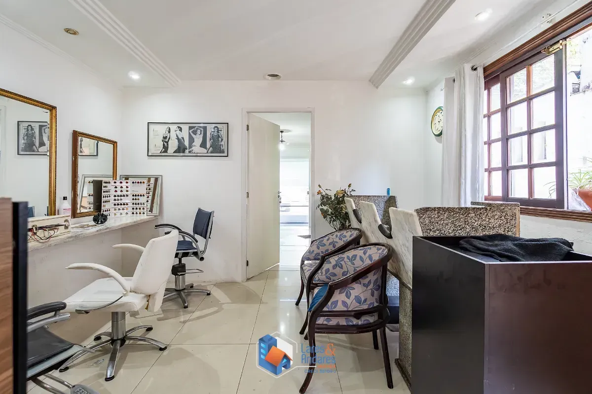 Imagem Sobrado para venda em Vila Congonhas com 4 quartos, 398m²