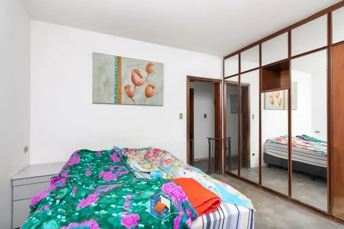 Imagem Sobrado para venda em Jardim Franca com 4 quartos, sendo 4 suítes, 450m²