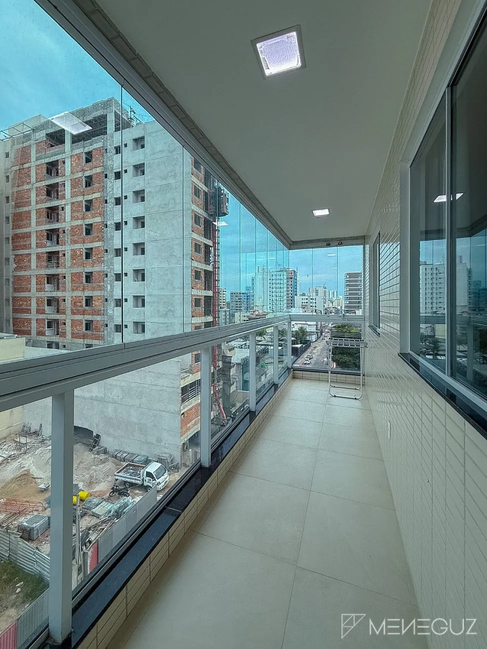 Imagem Apartamento 3 quartos a venda na Praia do Morro, em Guarapari - Na direção do quiosque 25