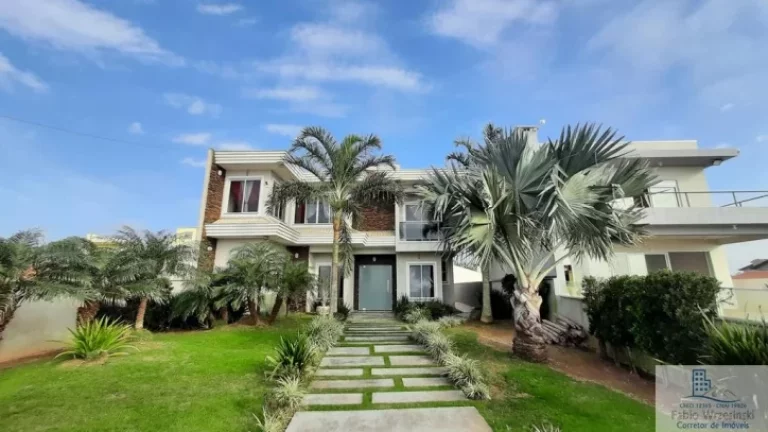 Imagem Casa - Padrão, para Venda em Itapoá/SC