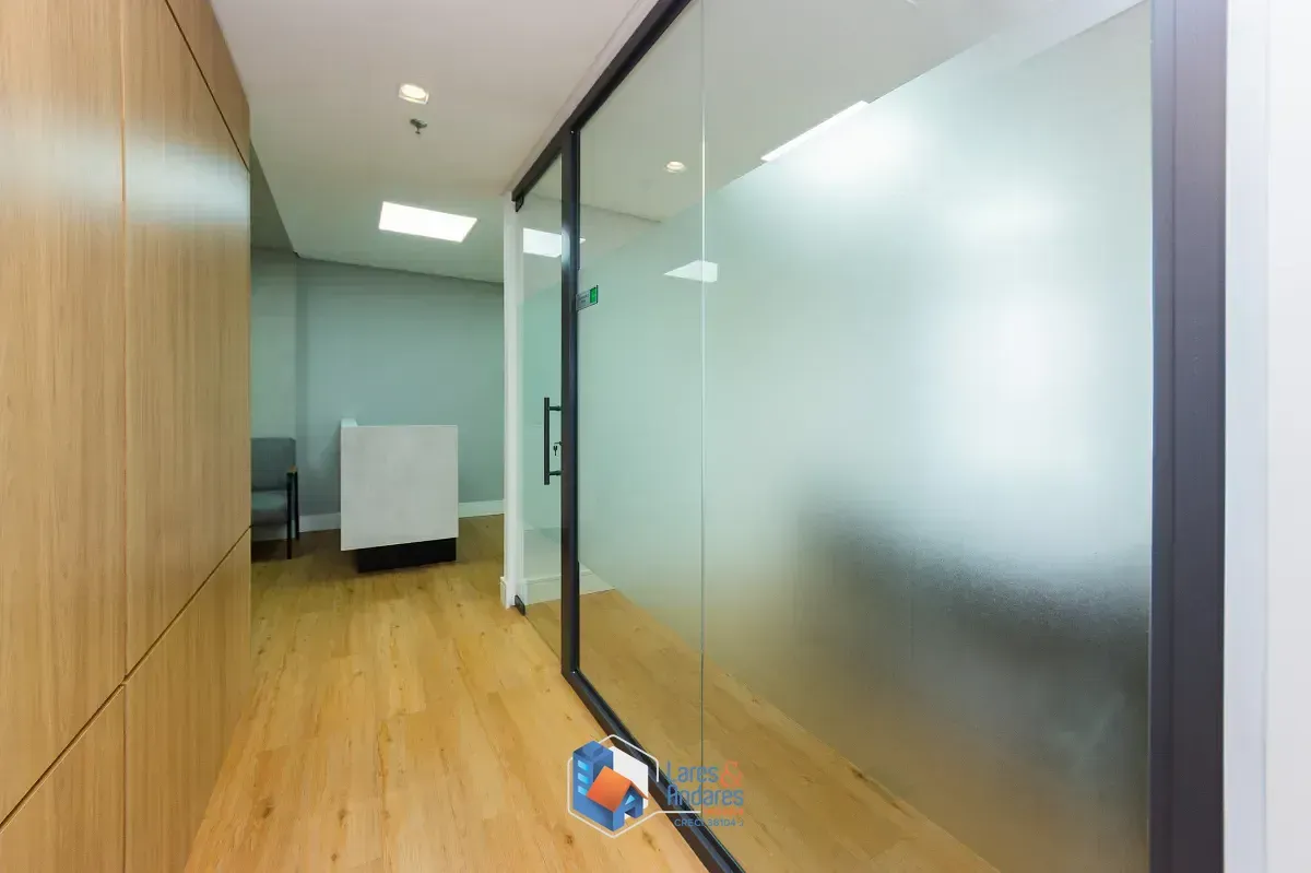 Imagem Conjunto comercial para venda em Santo Amaro, 80m²