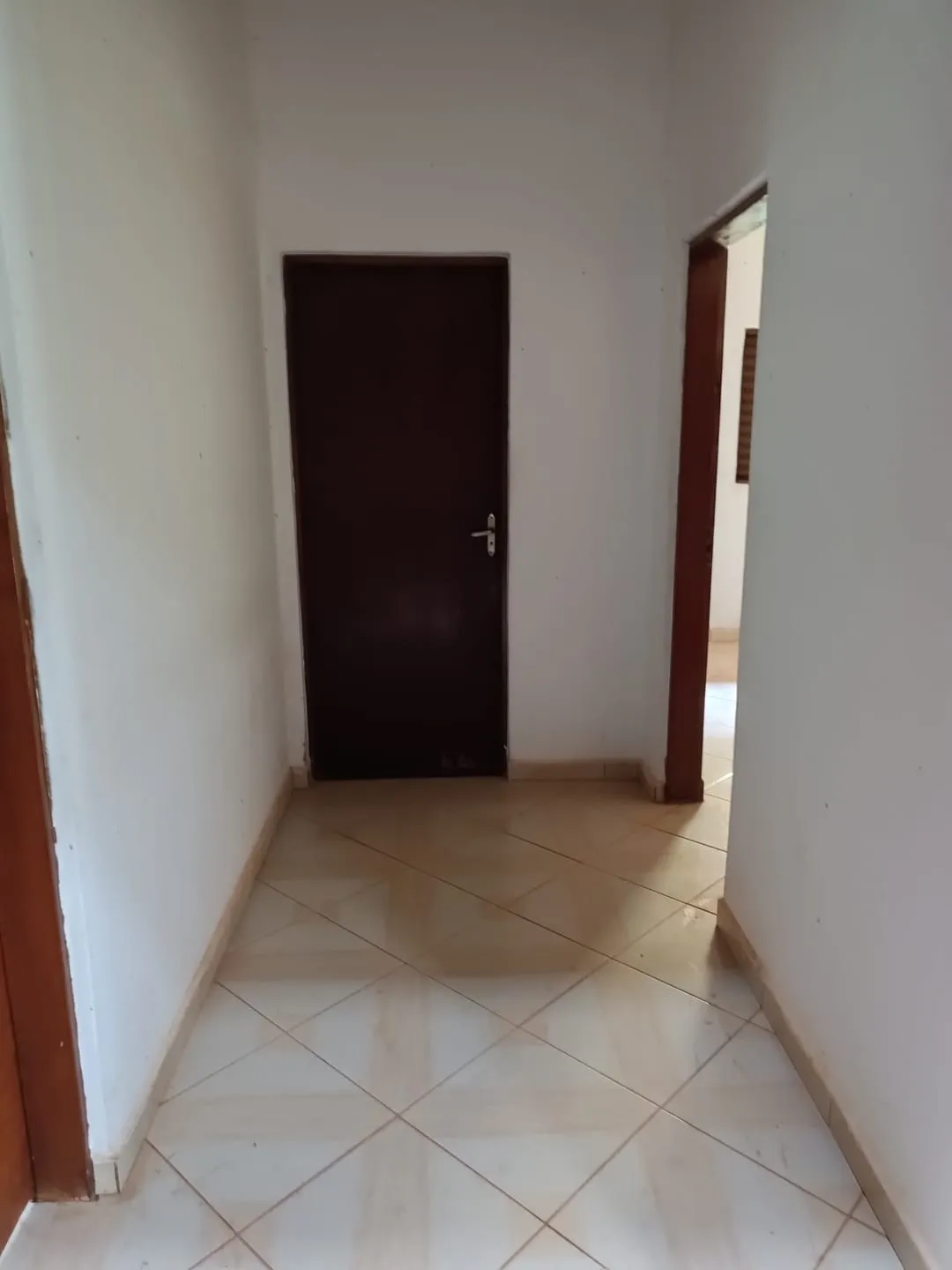 Imagem Casa à venda 3 Suites, 15 Vagas, 2000M², Bonfim, Aparecida - SP