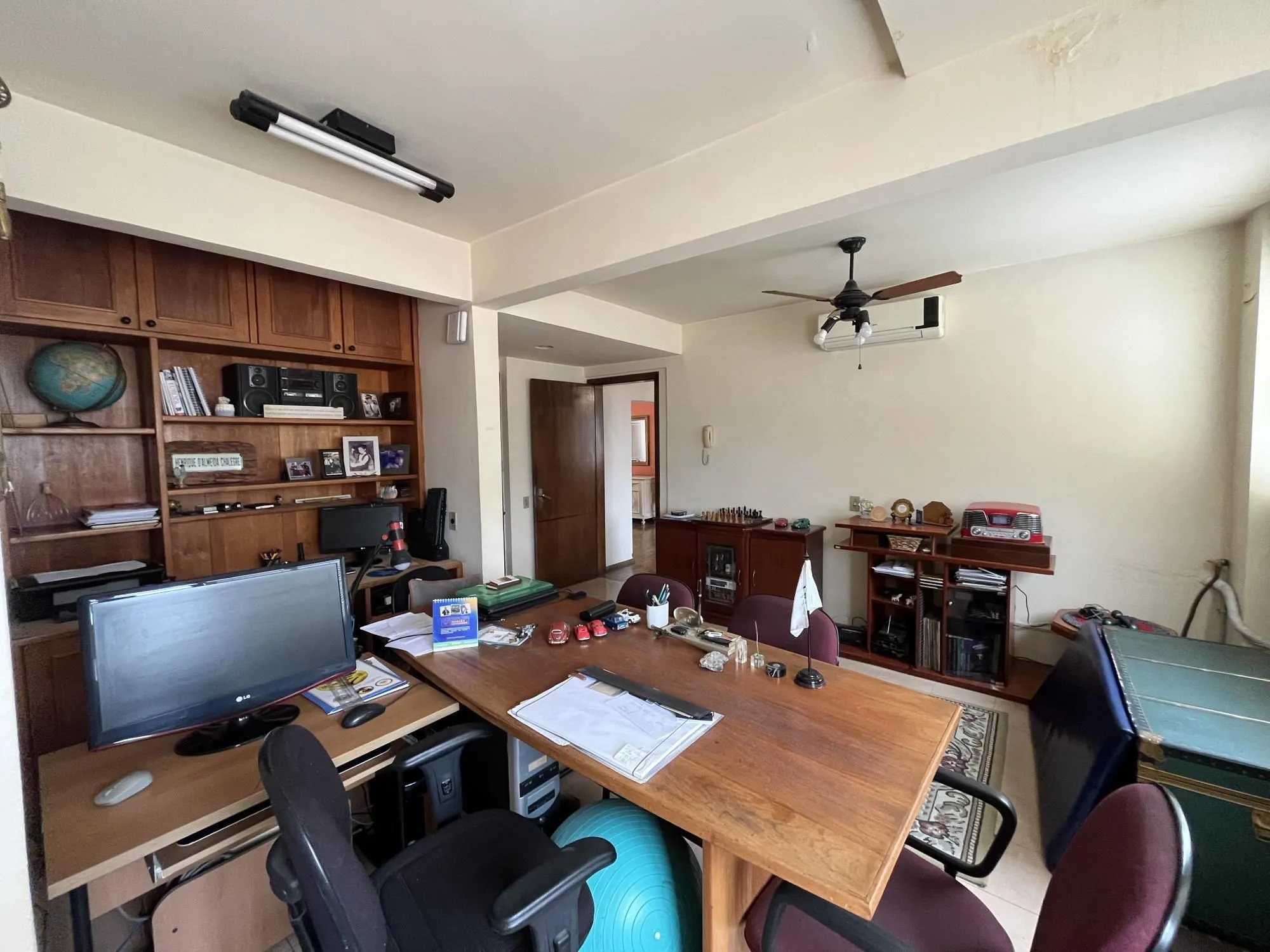 Imagem Apartamento de dois quartos com suíte no bairro Menino Deus em Porto Alegre