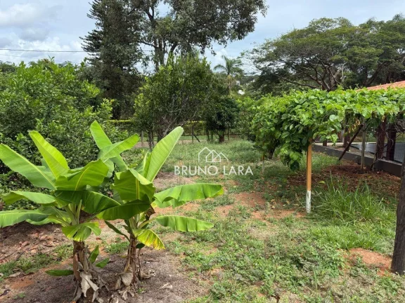Imagem Casa com 3 dormitórios , 200 m² por R$ 590.000 - A Definir - Igarapé/MG