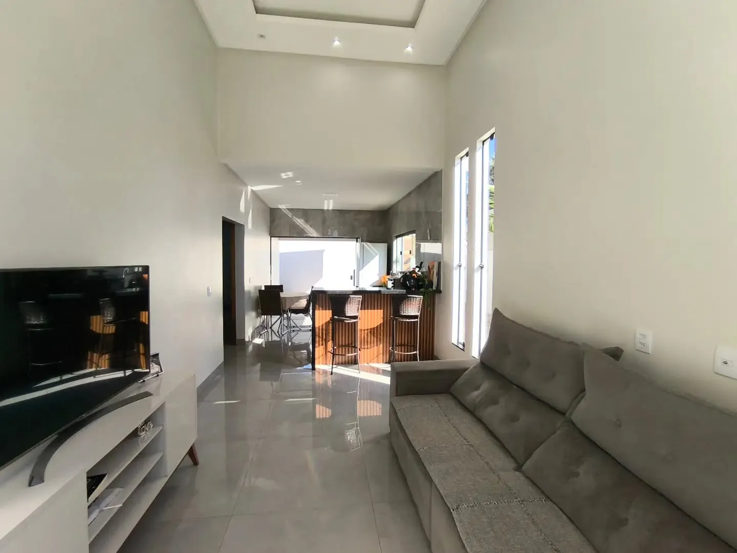 Imagem Casa 2/4 C Suite Sozinha No Lote No Jardim Dos Buritis