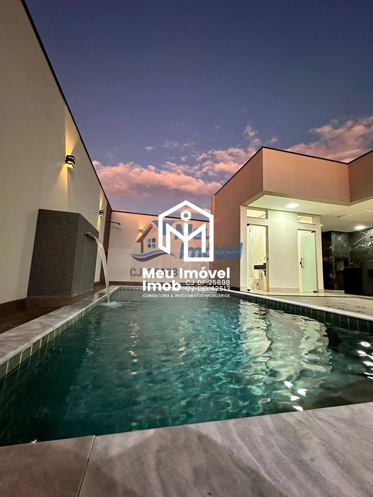 Imagem Rua 10/12 Vicente Pires Casa 4 Quartos 3 Suítes 460m² Lote 360m² útil 4 Vagas