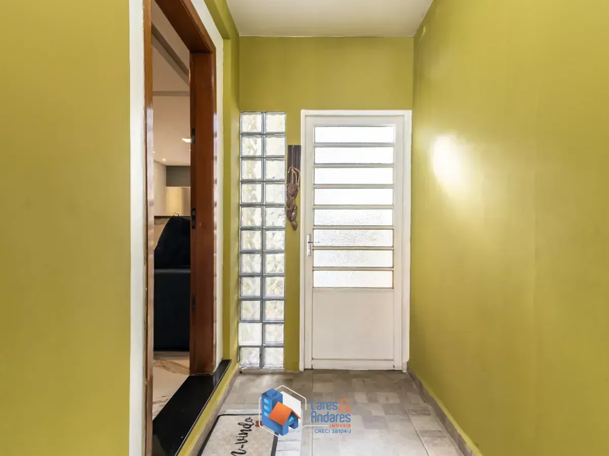 Imagem Casa para venda em Jardim Peri com 3 quartos, sendo 1 suíte, 216m²