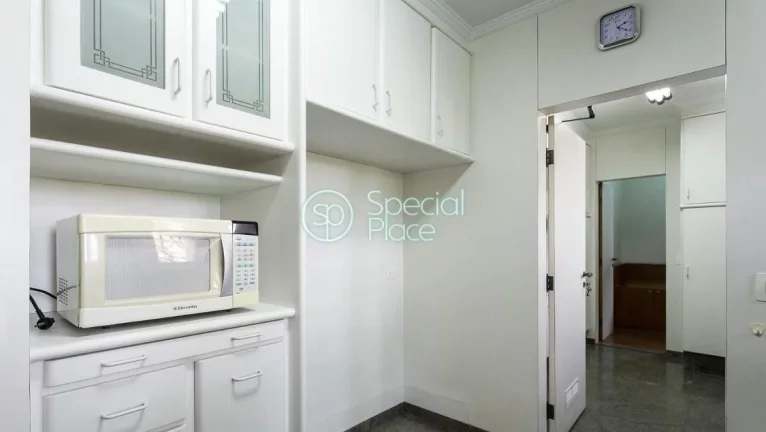 Imagem Apartamento em moema, 235m², Living para 3 ambientes, sacada, lavabo, 4 suítes, cozinha planejada ...