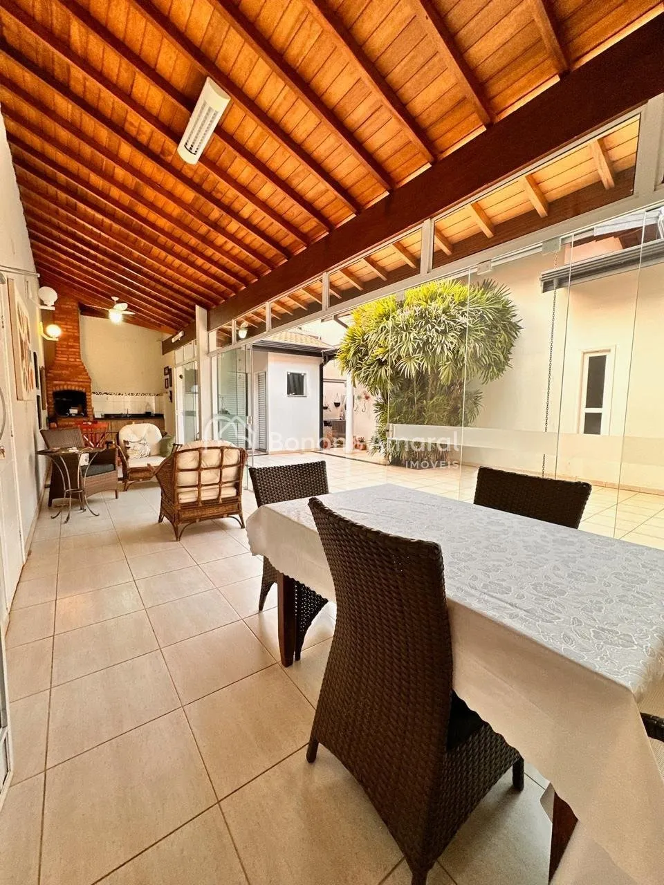 Imagem Casa Assobradada para Venda no Okinawa Paulínia, de 3 quartos, Parque Brasil 500 - Paulínia/SP