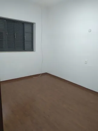 Imagem Casa com 2 Quartos à Venda ou Locação, 200 m² em Jardim Bom Retiro - Campinas