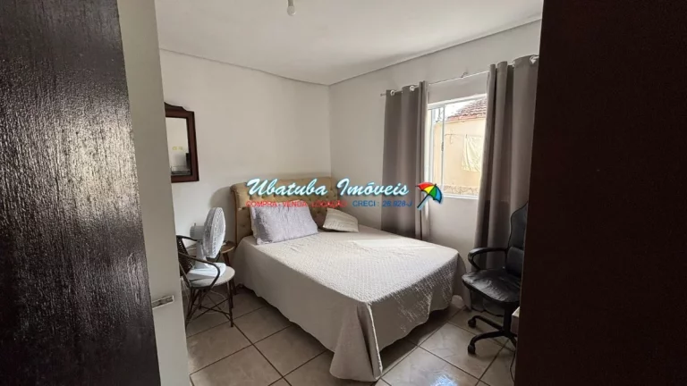 Imagem Casa a 200 metros da Praia do Perequê-açu com edícula