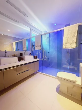 Imagem Linda casa alto luxo com cinco suítes home theater e área gourmet a venda em Alphaville ll