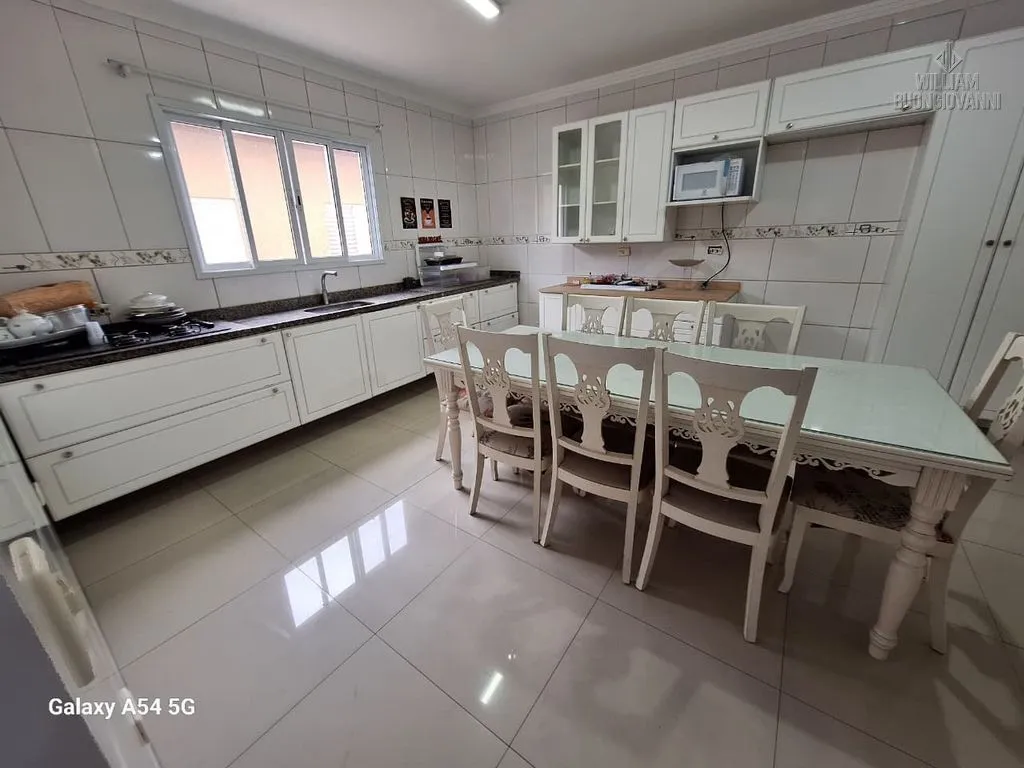 Imagem Casa sobreposta alta 4 dormitórios sendo 1 suíte TUDE BASTOS