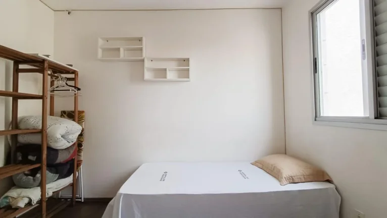 Imagem Excelente apartamento á venda DIRETO COM A PROPRIETARIA, mobiliado em São Paulo, ideal para quem busca conforto e praticidades.