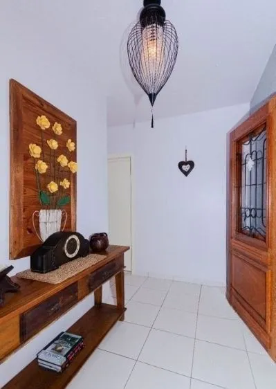Imagem Casa no bairro Tristeza de 4 dormitórios e 4 vagas