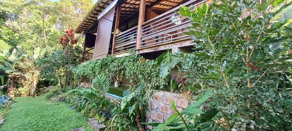 Imagem Casa em Condomínio para Venda em Guapimirim / no bairro Limoeiro