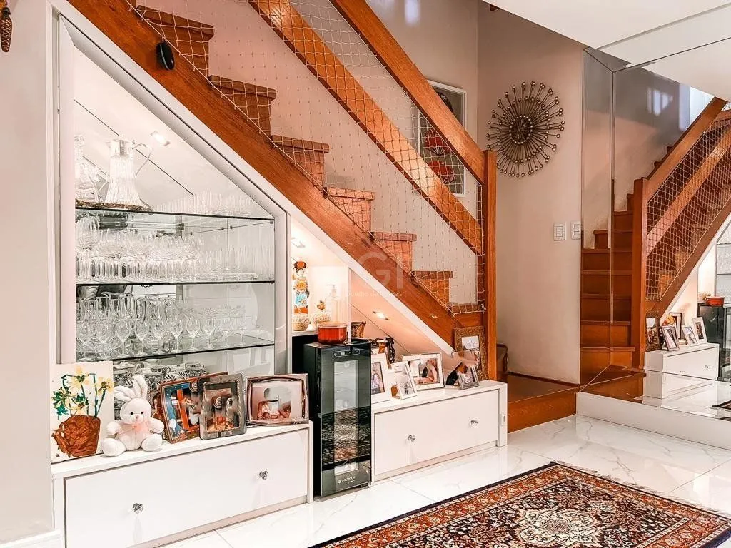 Imagem Excelente casa a venda no bairro Tristeza, para o lado do Rio!