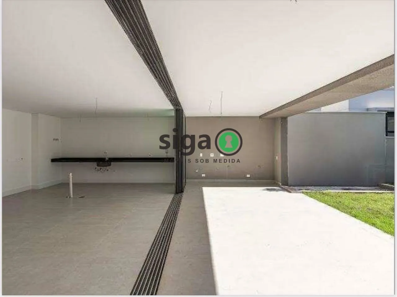 Imagem Casa em condomíno com 4 suites, 6 vagas e infra para elevador, na Chácara Santo Antonio a Venda