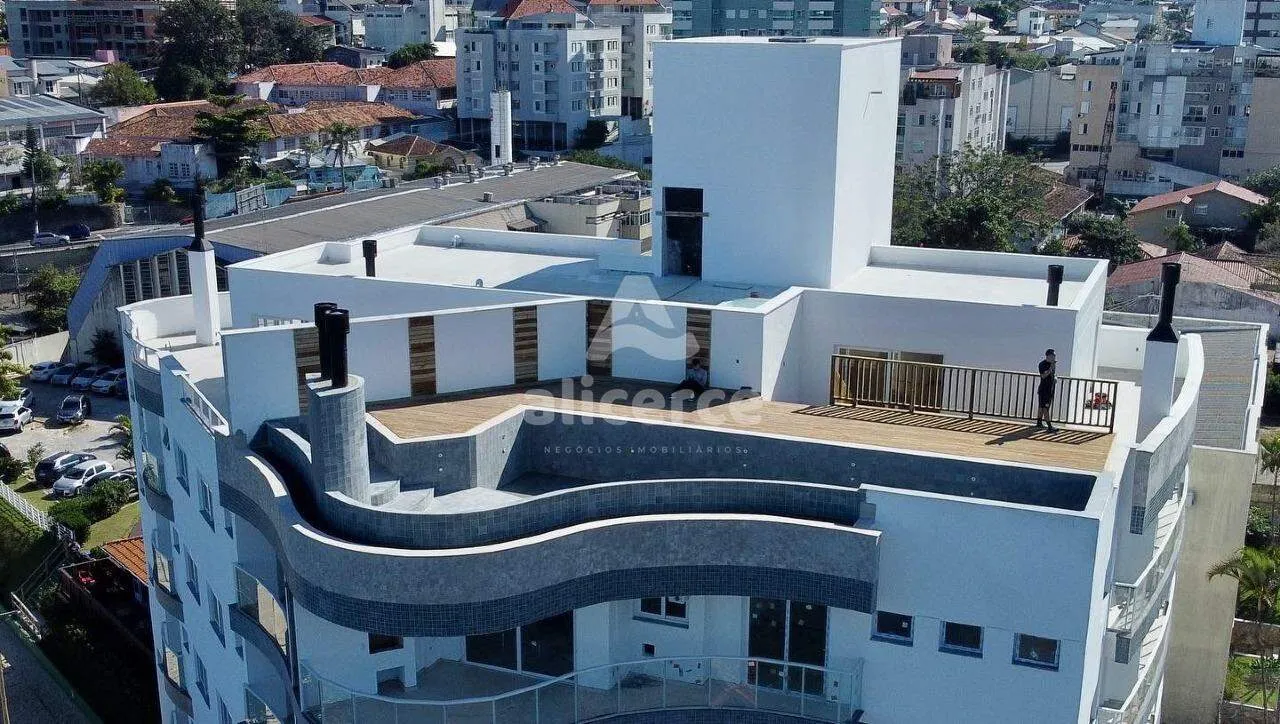 Imagem Cobertura à venda com 4 quartos 4 suítes, 221m² em Coqueiros Florianópolis