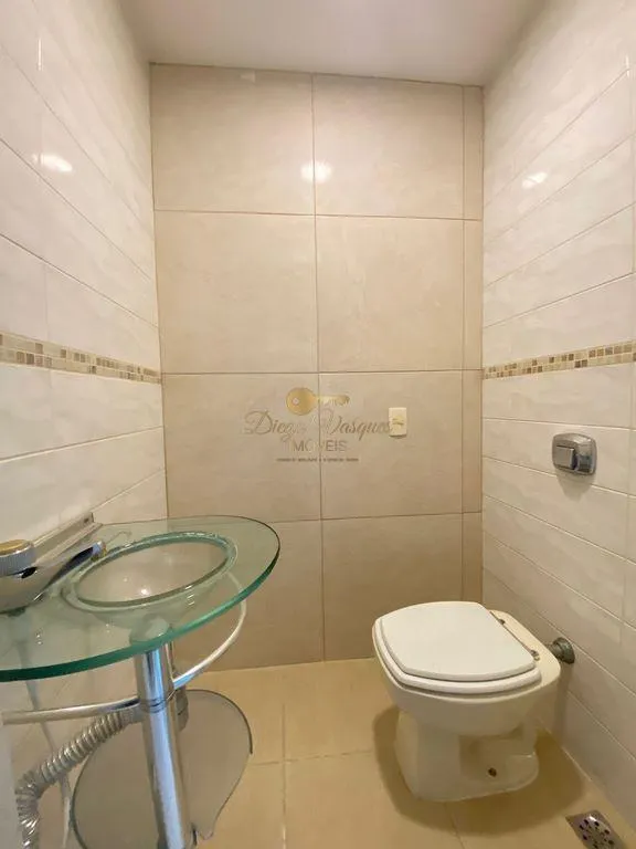 Imagem Casa em Condomínio para Venda em Teresópolis / RJ no bairro Araras