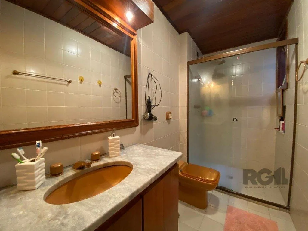 Imagem Cobertura Duplex para Venda - 269,97², 3 dorm, 1 suite, 2 vagas - Menino Deus