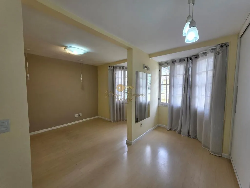 Imagem Casa em Condomínio para Venda em Teresópolis / RJ no bairro Bom Retiro