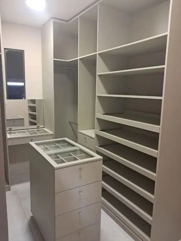 Imagem Casa térrea com 4 quartos, piscina e energia solar no Altiplano. Conforto, tecnologia e localização nobre em João Pessoa.